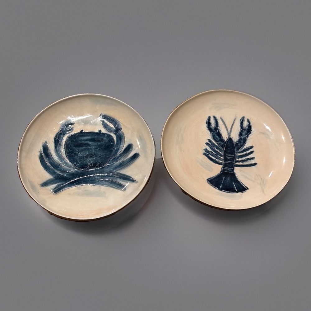 Pottery Barn Seafood Plates Set of  2 8.25" Coastal Crab Lobster